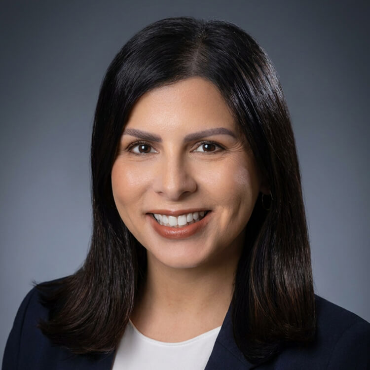 Cynthia Martinez, APR